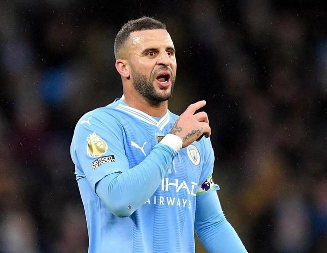 【球星】拉拉维亚vs灰熊集锦 全场21+9里突外投为球队供应火力