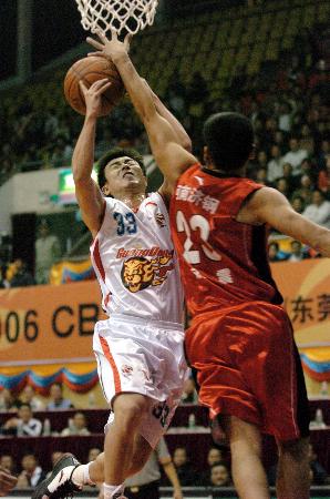 [德甲]神奇换人对垒高效进攻 拜仁多特握手言和