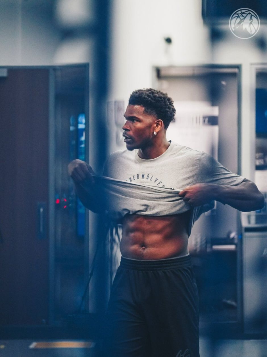 混团世界杯：国乒狂轰8-0胜韩国！双王、栋曼立功，孙颖莎休战