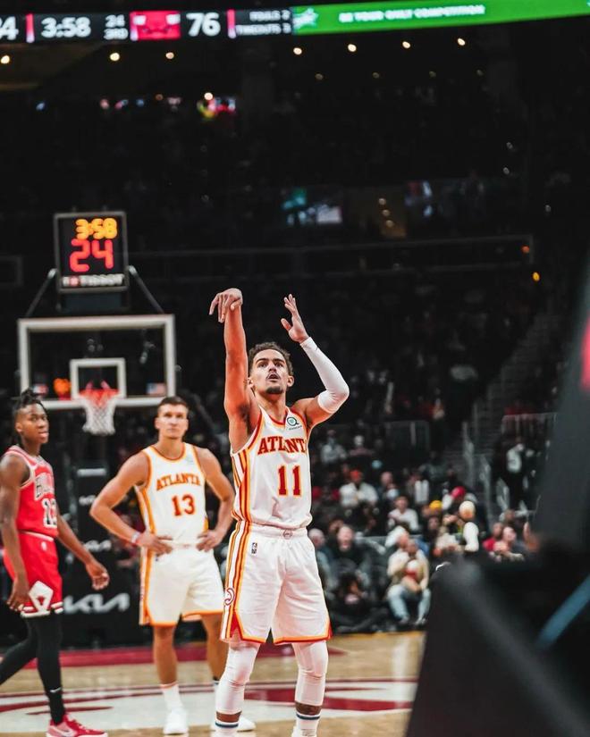 F1阿布扎比收官战：迈凯伦陷入双车争冠难题，领队回应弃车保帅传闻