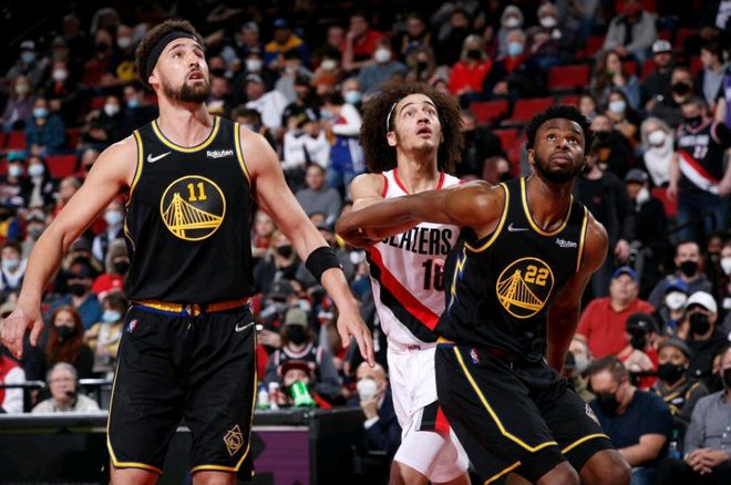 利拉德伤势加重，无限期休战！雄鹿队季后赛前景堪忧